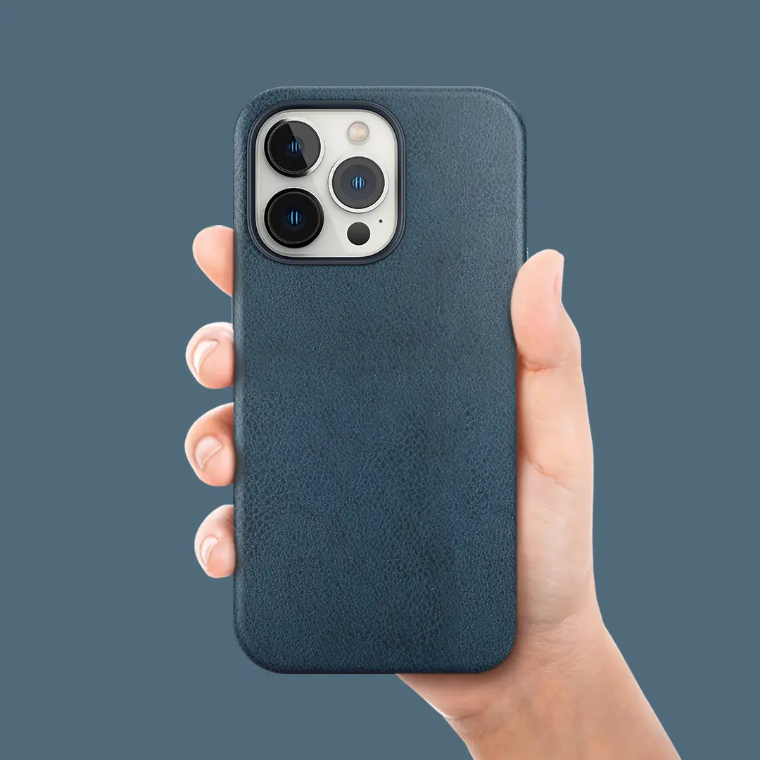 COVER IPHONE IN ECOPELLE MAGSAFE - BLUE - Image 4